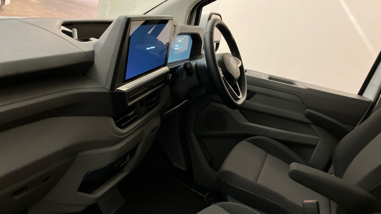 Volkswagen Transporter T32 Swb Electric 160kW 65kWh Commerce Pro Van Auto